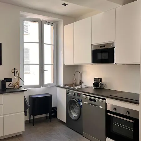 A Cosy Nest In The Suquet District Near The Sea Apartment