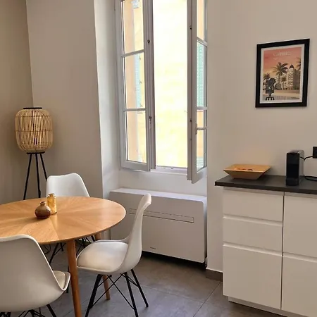 A Cosy Nest In The Suquet District Near The Sea * Cannes